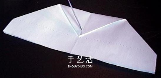 復(fù)仇者紙飛機(jī)的折法 折紙戰(zhàn)斗機(jī)的詳細(xì)圖解 -  itrip.net.cn