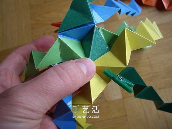 紙球的折法步驟圖片 折紙彩球的詳細(xì)步驟圖 -  itrip.net.cn