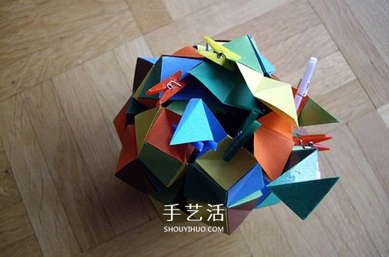 紙球的折法步驟圖片 折紙彩球的詳細(xì)步驟圖 -  itrip.net.cn