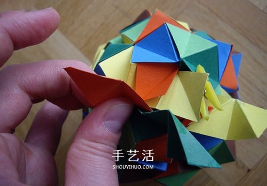 紙球的折法步驟圖片 折紙彩球的詳細(xì)步驟圖 -  itrip.net.cn