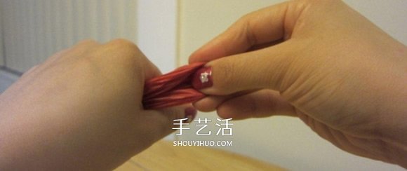 康乃馨怎么折詳細圖解 母親節(jié)康乃馨折紙教程 -  itrip.net.cn