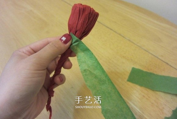 康乃馨怎么折詳細圖解 母親節(jié)康乃馨折紙教程 -  itrip.net.cn