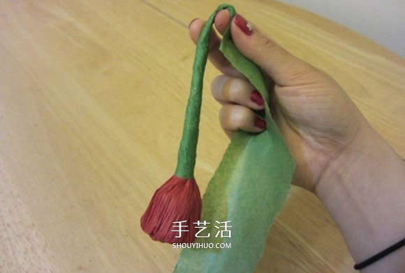 康乃馨怎么折詳細圖解 母親節(jié)康乃馨折紙教程 -  itrip.net.cn