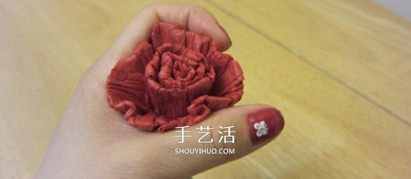 康乃馨怎么折詳細圖解 母親節(jié)康乃馨折紙教程 -  itrip.net.cn