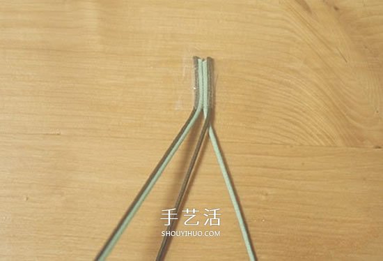 四股繩手鏈編法圖解 四根繩子編手鏈的教程 -  itrip.net.cn
