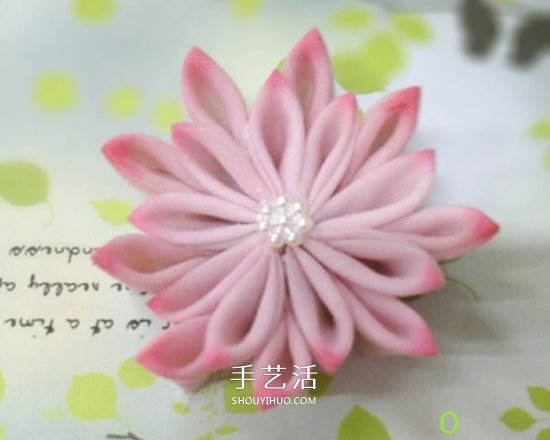 不織布做荷花發(fā)卡圖解 手工布藝蓮花發(fā)飾DIY -  itrip.net.cn