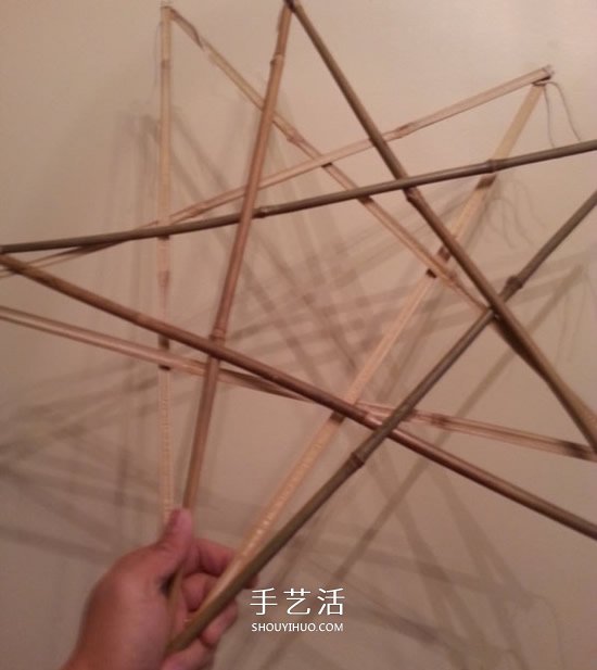 立體星星圣誕燈的做法 自制五角星圣誕燈圖解 -  itrip.net.cn