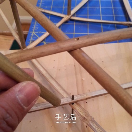 立體星星圣誕燈的做法 自制五角星圣誕燈圖解 -  itrip.net.cn