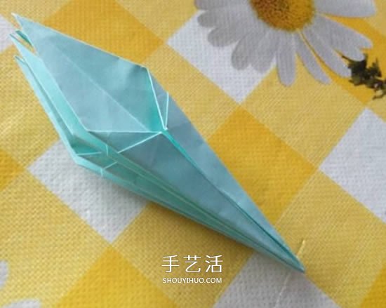 百合花怎么折圖解教程 折紙百合的過程步驟 -  itrip.net.cn