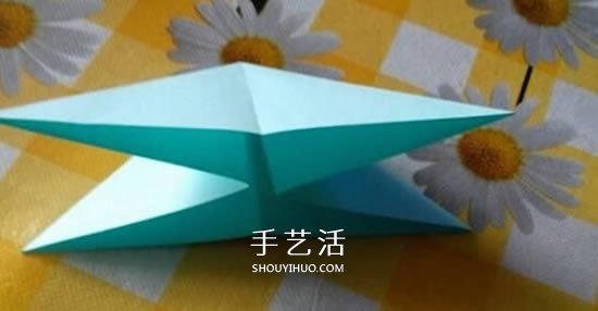 百合花怎么折圖解教程 折紙百合的過程步驟 -  itrip.net.cn