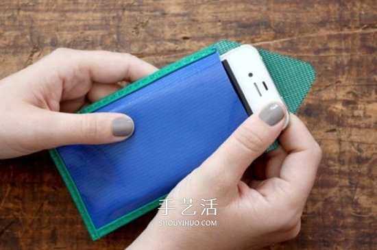 油布手工制作手機(jī)套 自制簡(jiǎn)約手機(jī)套的做法 -  itrip.net.cn
