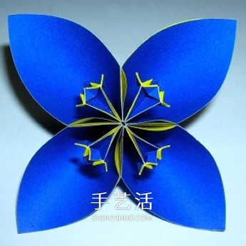 四瓣花的折紙方法圖解 六個組合成美麗花球 -  itrip.net.cn