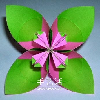 四瓣花的折紙方法圖解 六個組合成美麗花球 -  itrip.net.cn