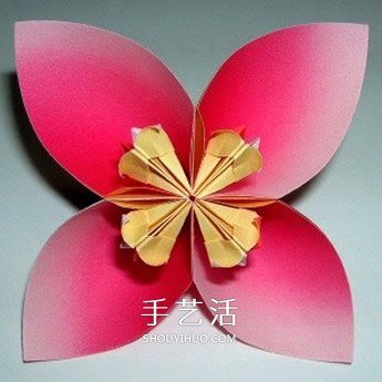 四瓣花的折紙方法圖解 六個組合成美麗花球 -  itrip.net.cn
