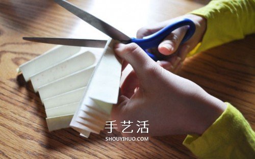 餐桌裝飾紙花的做法 簡單易學(xué)裝飾花手工制作 -  itrip.net.cn
