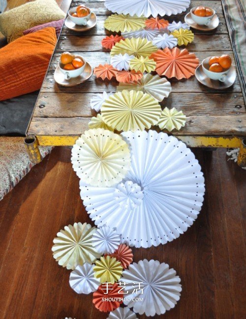 餐桌裝飾紙花的做法 簡單易學(xué)裝飾花手工制作 -  itrip.net.cn