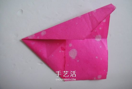 最簡單紙飛機(jī)怎么折 幼兒手工小飛機(jī)的折法 -  itrip.net.cn