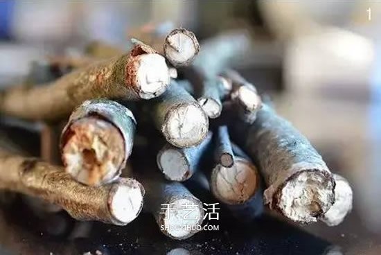 樹枝做圣誕樹掛飾方法 DIY簡單圣誕樹裝飾圖解 -  itrip.net.cn