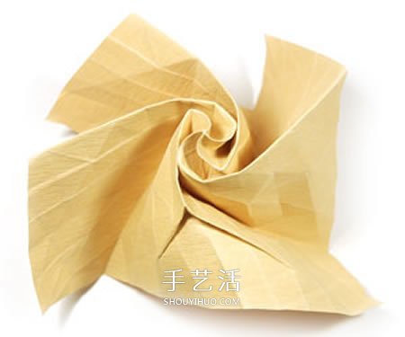 卷心玫瑰花的折紙步驟 手工卷心紙玫瑰的折法 -  itrip.net.cn