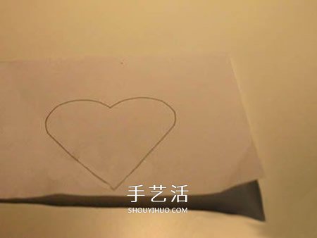 愛心禮品盒制作方法 卡紙做心形包裝盒的教程 -  itrip.net.cn