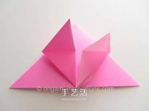 旋轉(zhuǎn)玫瑰怎么折圖解 手工旋轉(zhuǎn)的玫瑰花折紙 -  itrip.net.cn