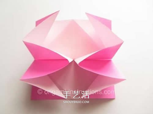 旋轉(zhuǎn)玫瑰怎么折圖解 手工旋轉(zhuǎn)的玫瑰花折紙 -  itrip.net.cn