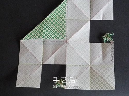 連體千紙鶴的折法圖解 一張紙折出三只紙鶴 -  itrip.net.cn