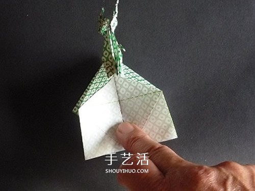 連體千紙鶴的折法圖解 一張紙折出三只紙鶴 -  itrip.net.cn