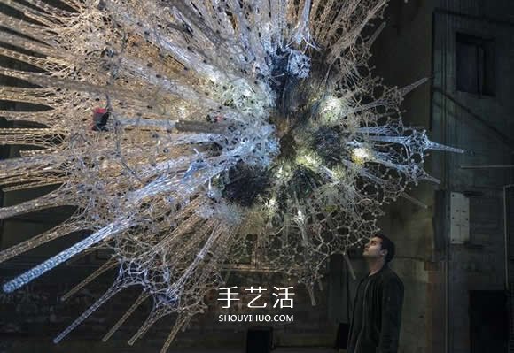 被凍結的魔法冰束 巨型亞克力仿雪花結晶裝置 -  itrip.net.cn