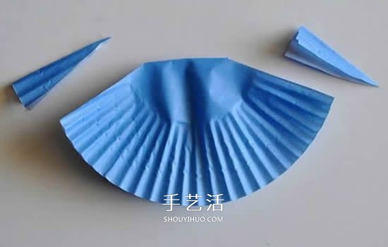 蛋糕紙圣誕樹的做法 簡(jiǎn)單又可愛(ài)平面圣誕樹DIY -  itrip.net.cn