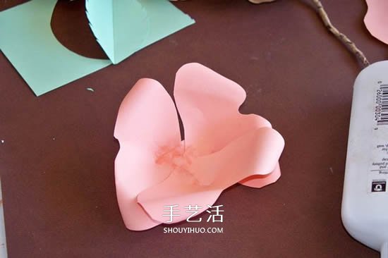 卡紙玫瑰花的做法圖解 簡單彩色紙玫瑰制作 -  itrip.net.cn