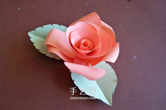 卡紙玫瑰花的做法圖解 簡單彩色紙玫瑰制作 -  itrip.net.cn