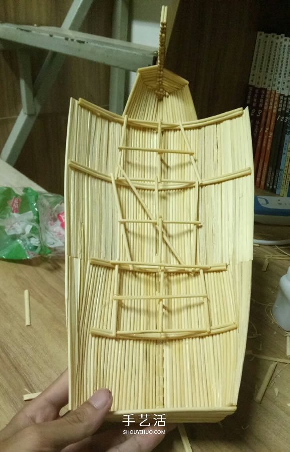 古代戰(zhàn)船模型手工制作 純以一次性筷子完成 -  itrip.net.cn