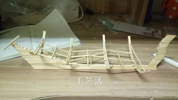 古代戰(zhàn)船模型手工制作 純以一次性筷子完成 -  itrip.net.cn