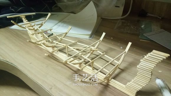古代戰(zhàn)船模型手工制作 純以一次性筷子完成 -  itrip.net.cn