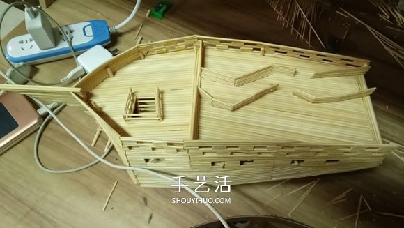 古代戰(zhàn)船模型手工制作 純以一次性筷子完成 -  itrip.net.cn
