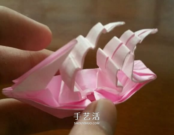 揚(yáng)帆帆船的折法圖解 折紙古代帆船的步驟圖 -  itrip.net.cn