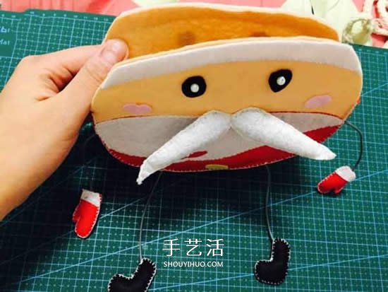 不織布制作圣誕老人包包 布藝卡通圣誕包做法 -  itrip.net.cn