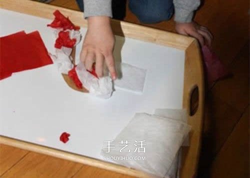 圣誕節(jié)拐杖糖手工制作 幼兒做拐杖糖掛飾方法 -  itrip.net.cn