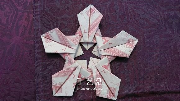 五瓣蓮的折紙方法圖解 紙幣折五瓣蓮的步驟 -  itrip.net.cn