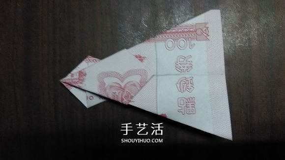 五瓣蓮的折紙方法圖解 紙幣折五瓣蓮的步驟 -  itrip.net.cn
