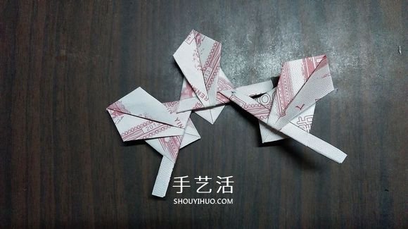 五瓣蓮的折紙方法圖解 紙幣折五瓣蓮的步驟 -  itrip.net.cn