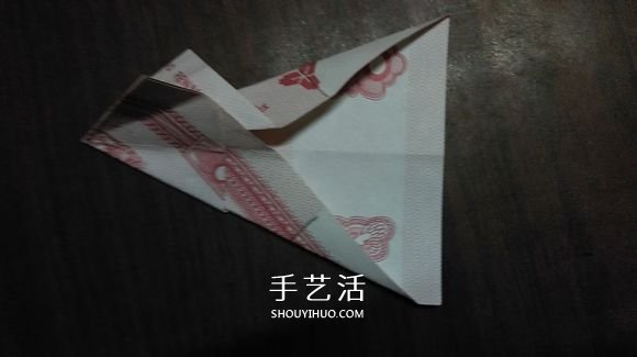 五瓣蓮的折紙方法圖解 紙幣折五瓣蓮的步驟 -  itrip.net.cn