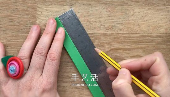 圣誕樹(shù)立體賀卡做法 手工立體圣誕樹(shù)賀卡制作 -  itrip.net.cn