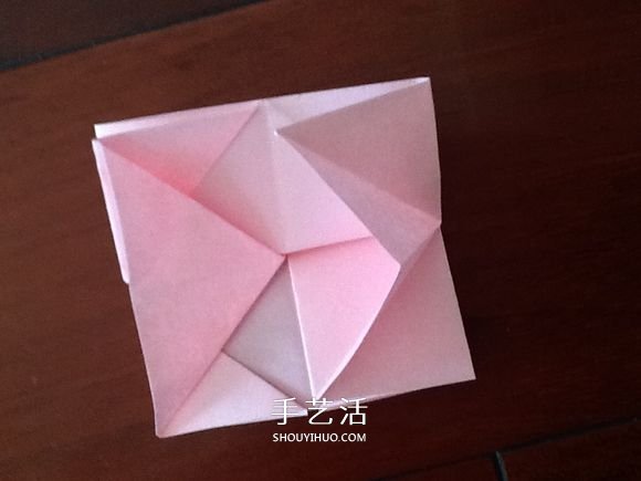 小清新旋轉(zhuǎn)玫瑰的折法 帶圖解和實拍步驟 -  itrip.net.cn
