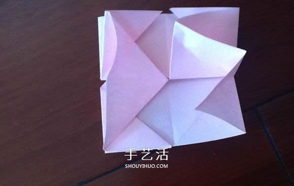 小清新旋轉(zhuǎn)玫瑰的折法 帶圖解和實拍步驟 -  itrip.net.cn