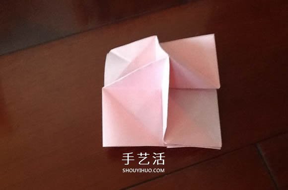 小清新旋轉(zhuǎn)玫瑰的折法 帶圖解和實拍步驟 -  itrip.net.cn