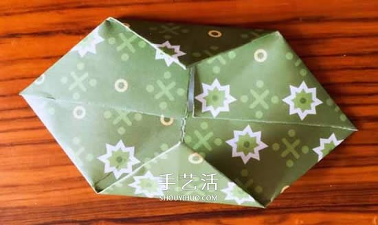 卷紙筒廢物利用 和紙花一起做漂亮圣誕花環(huán) -  itrip.net.cn