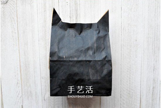萬(wàn)圣節(jié)可愛(ài)小蝙蝠制作 利用牛皮紙袋改造而成 -  itrip.net.cn