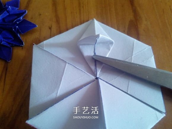 3D立體雪花的折紙圖解 復雜精美雪花的折法 -  itrip.net.cn